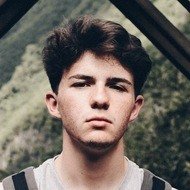 Petit Biscuit, 24 (Produttore musicale)