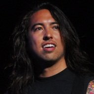 Phil Manansala, 35 (Guitarrista)