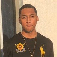 Playboyy Jayy, 25 (YouTube明星)