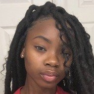 Princess Jay, 22 (YouTube明星)