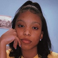 Queen Gillian, 23 (Star d'Instagram)