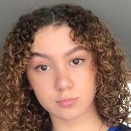 Queen_yy, 21 (TikTok Star)