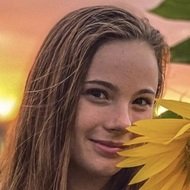 Rachel Marie, 25 (YouTube明星)