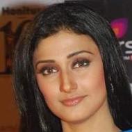 Ragini Khanna, 37 (Nữ diễn viên điện ảnh)