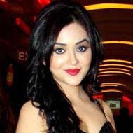 Ragini Nandwani, 34 (Movie Actress)