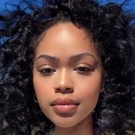 Raina Monét, 27 (TikTok明星)