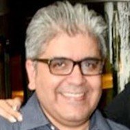 Rajeev Masand, 46 (Apresentador de programa de TV)