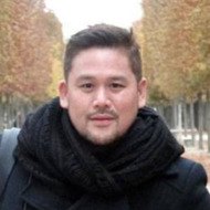 Rajo Laurel, 54 (时装设计师)