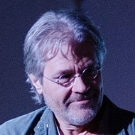 Rand Miller, 66 (企业家)