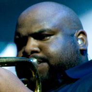 Rashawn Ross, 45 (Trompetista)