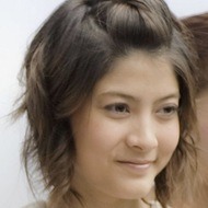 Rasri Balenciaga, 35 (Телеактриса)