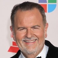 Raúl De Molina, 64 (TV Show-Gastgeber)