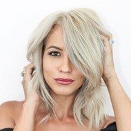 Ravayna Coe, 38 (Blogger)