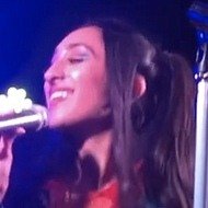 Raveena Aurora, 31 (R＆B歌手)