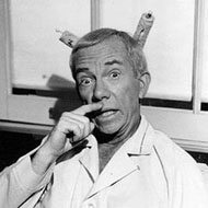 Ray Walston (1914 - 2001) (电视演员)