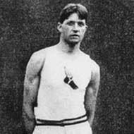Raymond Clarence Ewry (1873 - 1937) (跳远运动员)