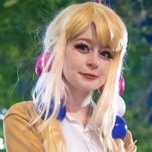 realfrogg, 24 (Cosplayer)