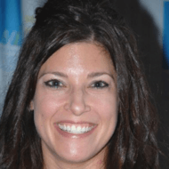 Rebecca Corry, 54 (喜剧演员)