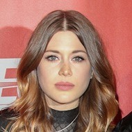 Rebecca Lovell, 33 (Cantante de Rock)