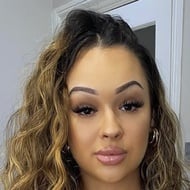 Rebecca Vieira, 28 (Instagram Star)