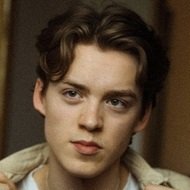 Reece Bibby, 27 (流行歌手)