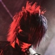Reita, 42 (Nghệ sĩ chơi bass)
