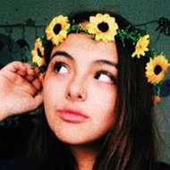 Renata Bondoni, 20 (Instagram Star)