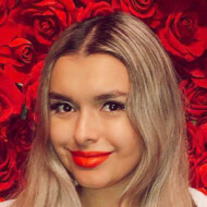 Renata D’Agrella Kenen, 28 (TikTok明星)