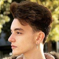 RenzoCenation, 21 (YouTube Star)