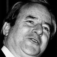 Reverend Jerry Falwell (1933 - 2007) (宗教领袖)