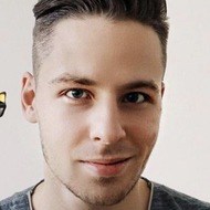 Rewinside, 31 (YouTube Star)