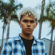 Rey Aguilera, 24 (流行歌手)