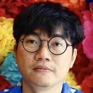 Reza Mustar, 42 (Fumettista)