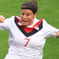 Rhian Wilkinson, 43 (足球运动员)