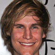 Rhys Wakefield, 35 (TV Schauspieler)