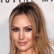 Rianna Levy, 42 (Instagram明星)