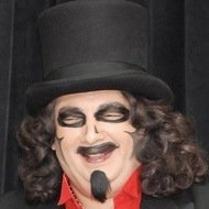 Rich Koz, 73 (Hôte de l'émission télévisée)