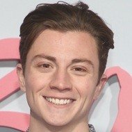 Richard Ellis, 31 (Acteur de télévision)