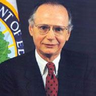 Richard Riley, 92 (Politician)
