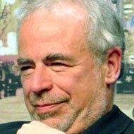 Richard Russo, 76 (小說家)