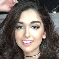 Rikki Nexx, 24 (Pop Singer)