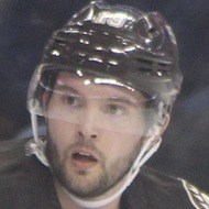 Riley Barber, 31 (Giocatore di hockey)