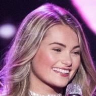 Riley Thompson, 23 (乡村歌手)