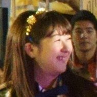 Rina Izuta, 29 (流行歌手)