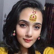 Riya Mavi, 27 (Instagram明星)