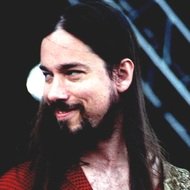 Rob Baker, 61 (Gitarrist)