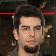 Rob Bourdon, 45 (Барабанщик)