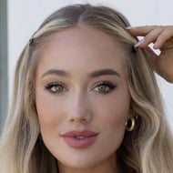 Robbi Jan, 29 (TikTok Star)