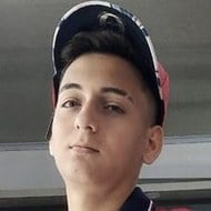 Robert Farid Loaiza Torrado, 19 (Поп-певец)