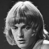 Robert Wyatt, 80 (鼓手)